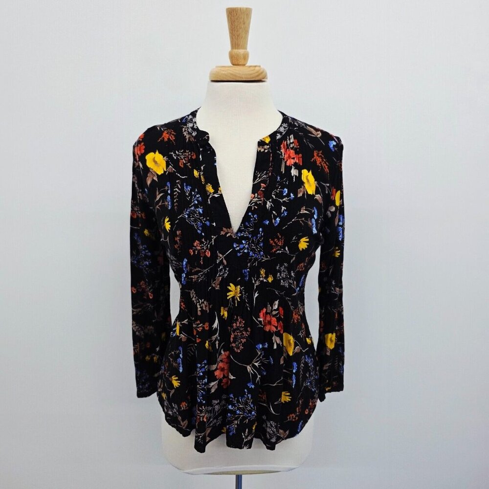 Old Navy Womens Boho Floral Print V-Neck Top Small Black Pullover Blouse Pleated